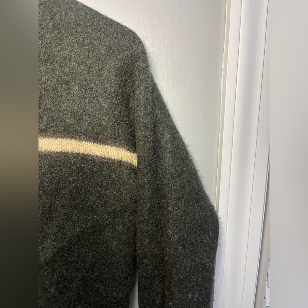 Vintage J. Crew Shetland Wool Dark Gray Sweater Size XL Pullover Crew Neck - Picture 3 of 7